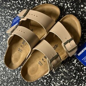 Birkenstock Cream Sandals with Buckles